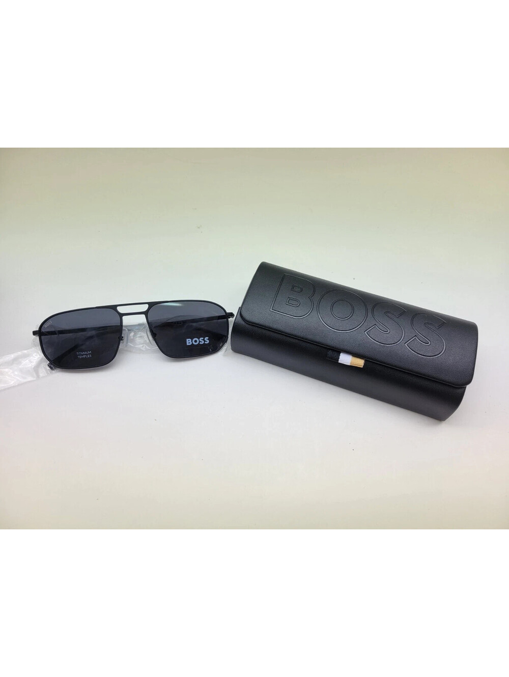 Hugo Boss Mens Sunglasses 1446/S 0003 2K Black **New W/ Case & Cleaning Cloth**